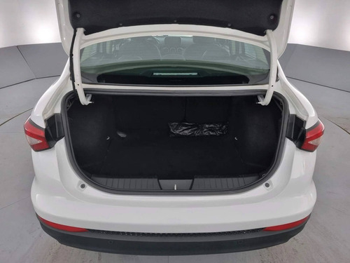 Imagem 10 de 13 de Fiat Cronos 1.8 E.torq Flex Precision At6