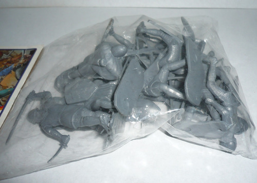 Set De Soldado Medieval Cruzadas - Muñeco De Juguete Vintage