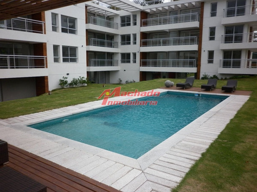 Imagen 16 de 17 de Apartamento En Venta De Dos Dormitorios En Punta Del Este