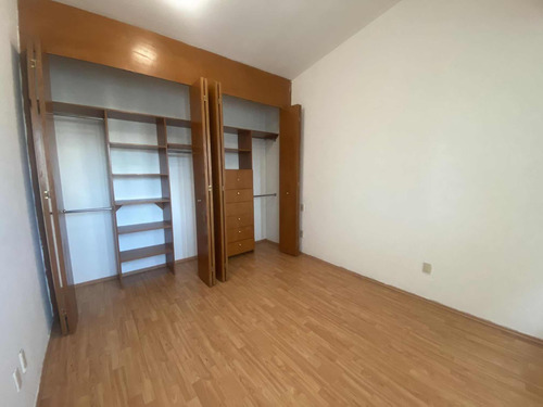 Casa En Venta En La Virgen, Metepec