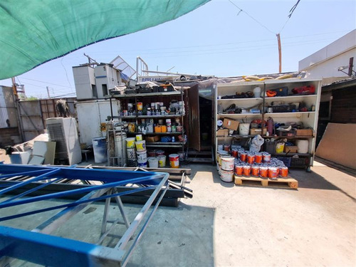 Industrial Con Gran Terreno En Venta En Recoleta