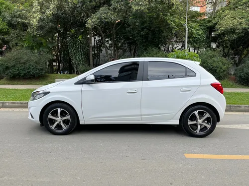 Chevrolet Onix 1.4 Ltz At