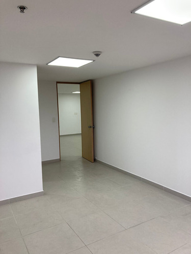 Imagen 2 de 14 de Oficina Para Arrenda En Naranjal