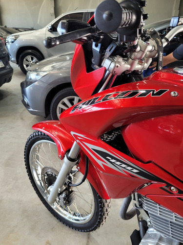 Impecable Honda Falcon 400 Año 2015 Con Solo 9.700 Km