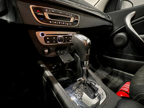 Renault Fluence 2.0 Dynamique Plus X-tronic Hi-flex 4p