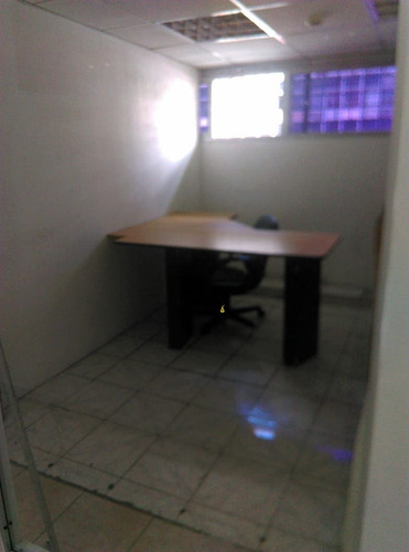 Imagen 8 de 14 de Oficina En Venta Av Urdaneta