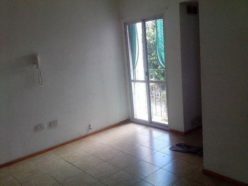 Imagen 3 de 7 de Venta Departamento 2 Dorm. A Esternar