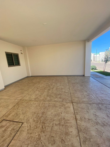 Casa A Estrenar En Residencial Privado Los Mochis, Sinaloa.