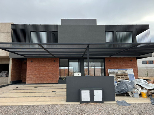 Imagen 3 de 30 de Vendo Duplex - Colinas De Manantiales - 1ra Categoria - 3 Dormitorios - Calefaccion