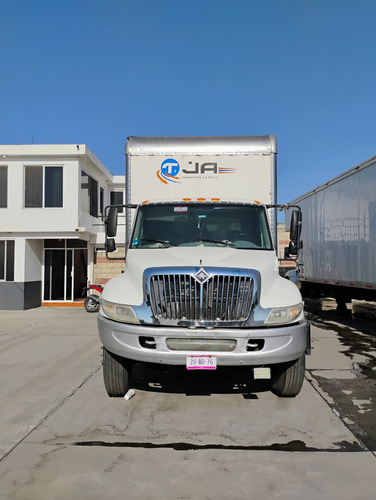 Inernational 4300 195 4x2