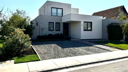¡tu Nuevo Hogar Te Espera En Santa Elena - Kaiken, Colina!