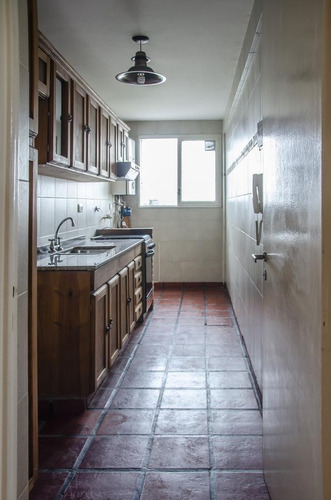 Imagen 2 de 14 de Departamento En Venta De 2 Ambientes Amplios - Ubicado En El Barrio De Villa Crespo!
