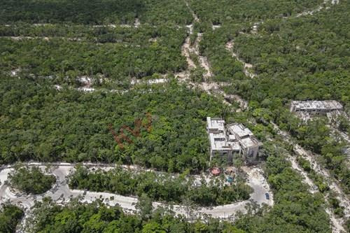 Venta Terreno Mixto Multifamiliar Aldea Zama Tulum Quintana Roo