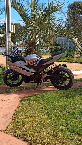 Imagen 9 de 15 de Yamaha R15