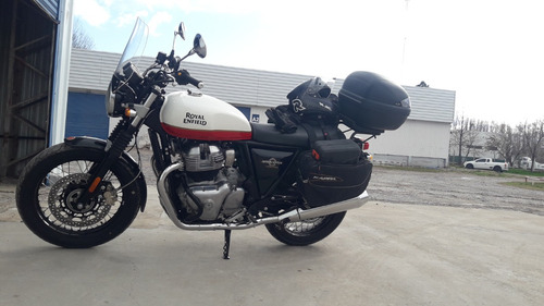 Imagen 3 de 15 de Royal Enfield Interceptor 650 Baker Express 2021, 10.000 Km