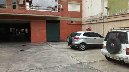 Imagen 2 de 7 de Nuevo Valor!! Cochera Descubierta En Almagro