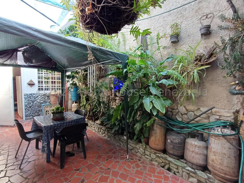 Hermoso Townhouse En Venta Ubicado En La Morita Ii Urb Villas Geicas Db 24-19067