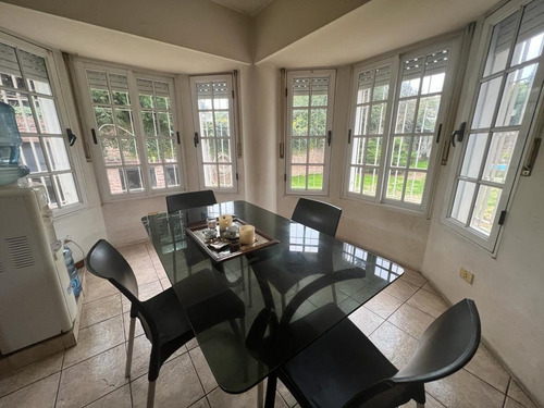 Imagen 20 de 30 de Venta De Casa Con Pileta Ubicada En 20 De Junio 1317 En Bella Vista