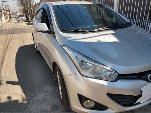 Hyundai Sedã