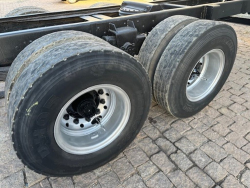 Mercedes-benz L 1218 3-eixos 2p