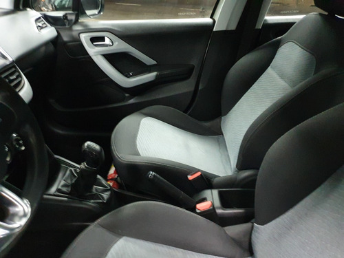 Imagen 12 de 15 de Peugeot 208 1.5 Active Año 2016 Color Blanco As Automobili