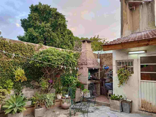 Casa 4 Ambientes Villa De Mayo En Venta Con Jardín