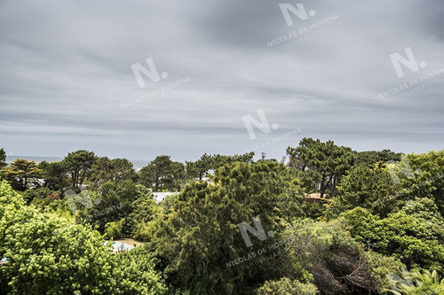 Imagen 3 de 17 de Hermoso Departamento, En Playa Brava. - Punta Del Este Rincón Del Indio