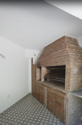 Casa En Venta - 2 Dormitorios 1 Baño - Cochera - 1.500mts2 - San Vicente
