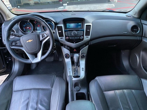 Imagem 5 de 10 de Chevrolet Cruze 1.8 Sedan Lt Automático