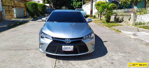 Toyota Camry Xle