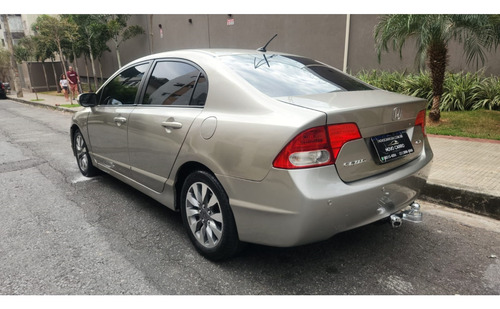 Honda Civic 1.8 LXL 16V FLEX 4P AUTOMÁTICO