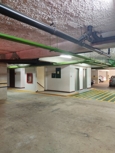 Imagen 13 de 14 de Alquilo Apartamento Remodelado 65 M2, 1 H, 1b, 2ptos. Campo Alegre