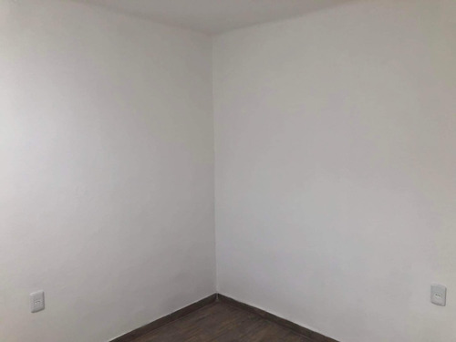 Dueño Vende Apartamento A Media Cuadra Carlos Ma Ramirez A Dos De Paso Molino Excelente Punto Oportunidad De Inversion Alquilado