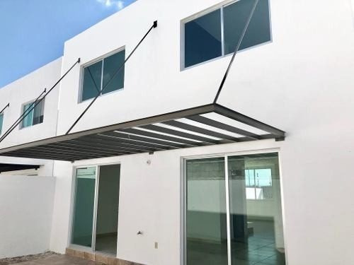 En Santa Fe Tlacote, Luxury, 3 Recámaras, Estudio, Jardín