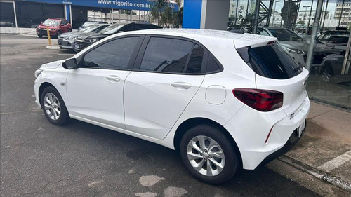 Chevrolet Onix Onix 1.0 Flex lt Automático
