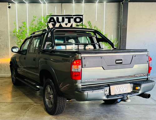 Chevrolet S10 2.4 Advantage Cab. Dupla 4x2 Flexpower 4p