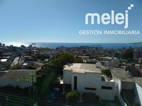 Vende Hermosa Casa Con Vista Privilegiada En Viña Del Mar