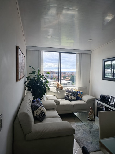 Venta De Exelente Apartamento Barrio Marsella