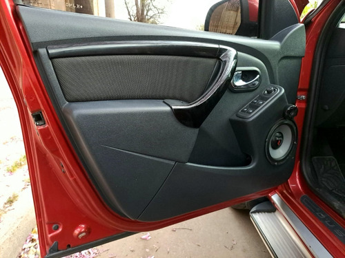 Imagen 4 de 25 de Renault Oroch 2.0 Privilege Gnc