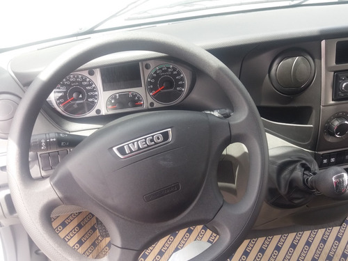Iveco Furgon/pasajeros 55c17- Buceo Car´s