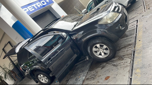 Toyota Hilux SW4 3.0 Srv 7l 4x4 Aut. 5p