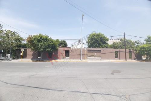 Casa Venta Col. Leones, Monterrey. A Una Cuadra De Av. Gonzalitos