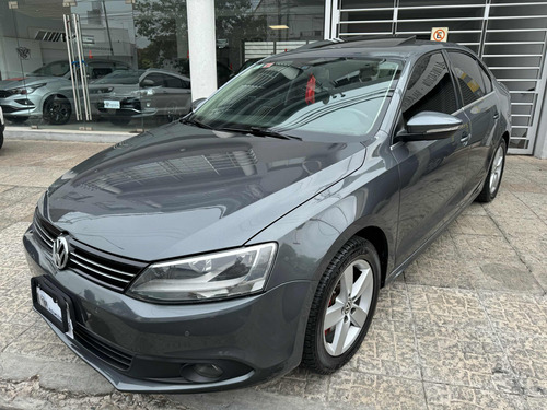 Volkswagen Vento 2.5 Luxury 170cv Tiptronic