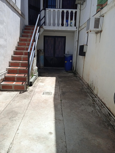 Imagen 7 de 9 de Casa Quinta Campo Alegre La Rosa