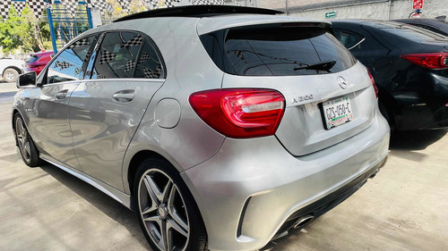 Imagen 9 de 10 de Mercedes Benz Clase A 200 2015