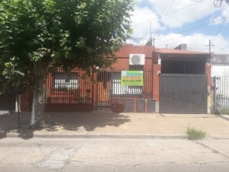 Imagen 1 de 1 de Lote 10x33 Lomas Del Mirador 2 Casas 3 Y 2 Amb Garage