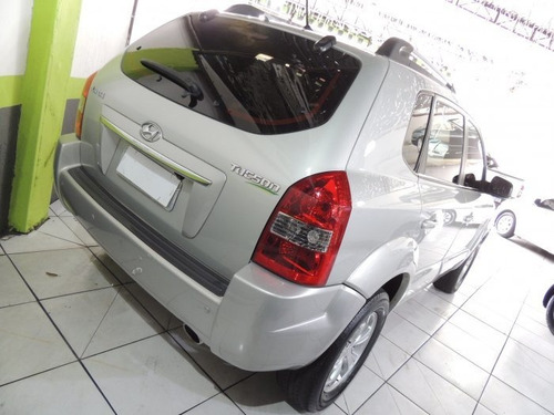 Imagem 6 de 9 de Tucson 2.0 Mpfi Gls 16v 143cv 2wd Gasolina 4p Automático