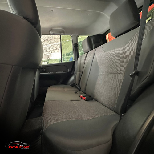 Mitsubishi Pajero Tr4 automática 4x4