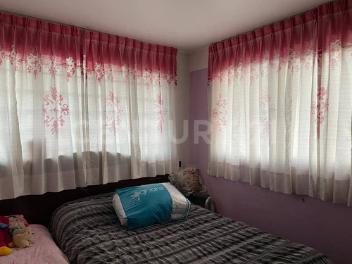 Edificio En Venta En La Perla, Nezahualcóyotl, Edomex.