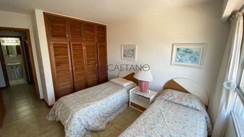 Imagen 19 de 30 de Apto De 3 Dormitorios 3 Baños Con Una Vista Muy Buena A Playa Mansa Y Brava - Consulte Por Alquiler De Verano - Punta Del Este Peninsula